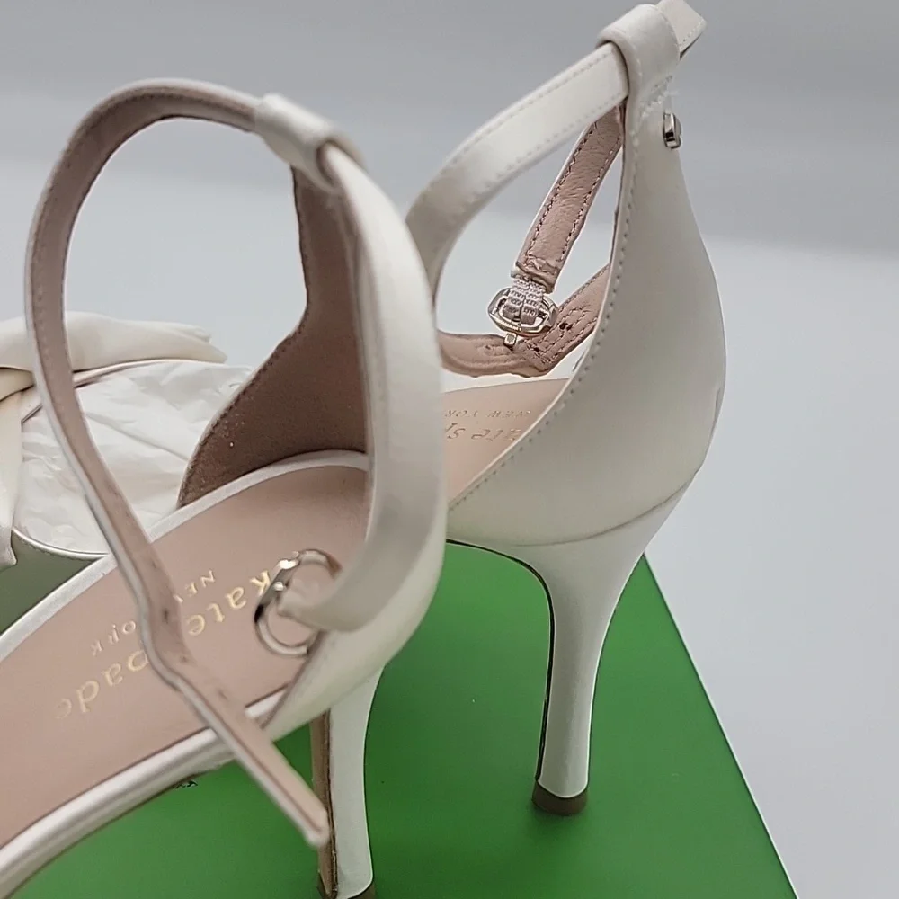 New In Box Kate Spade New York Bridal Bow Pump Sandal Heels Ivory Size 5.5!